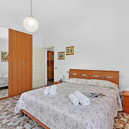 Holiday home Casa Colombo With Garden In Dei Marmi - Happy *