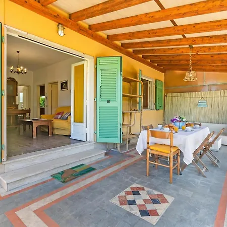 Casa Colombo With Garden In Dei Marmi - Happy Holiday home *