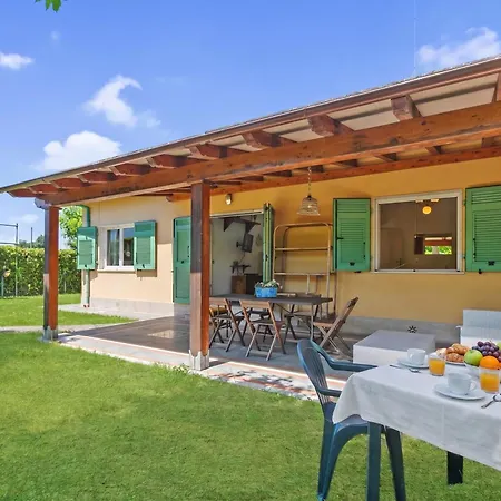 Casa Colombo With Garden In Dei Marmi - Happy Holiday home Forte dei Marmi