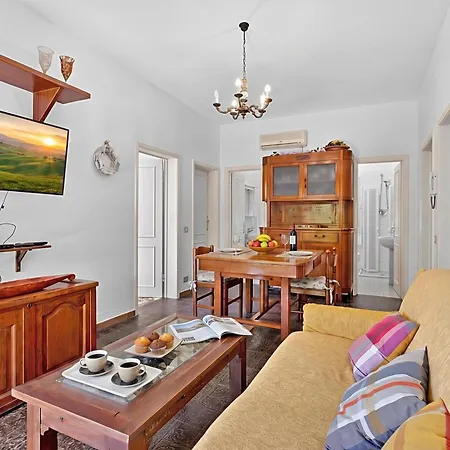 Casa Colombo With Garden In Dei Marmi - Happy *