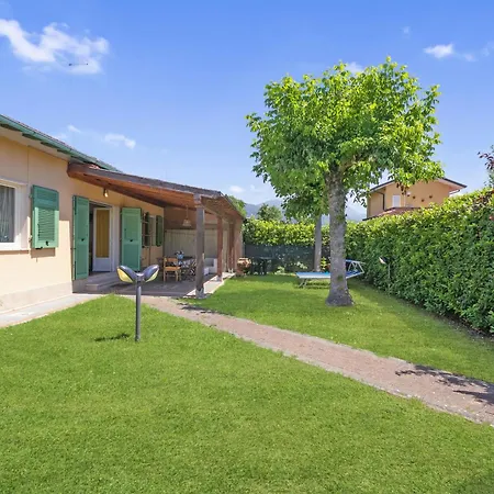 Casa Colombo With Garden In Dei Marmi - Happy * Forte dei Marmi